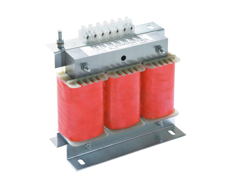 AUTO-TRANSFORMADOR TRIFÁSICO 400V – 400Vac - Manumag